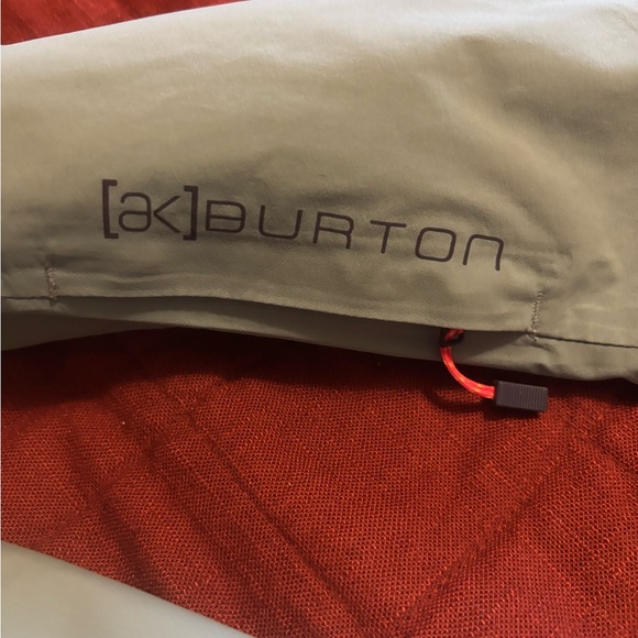 Burton Women's AK Gortex Ski Jacket - M Excellent condition - Picture 5 of 9